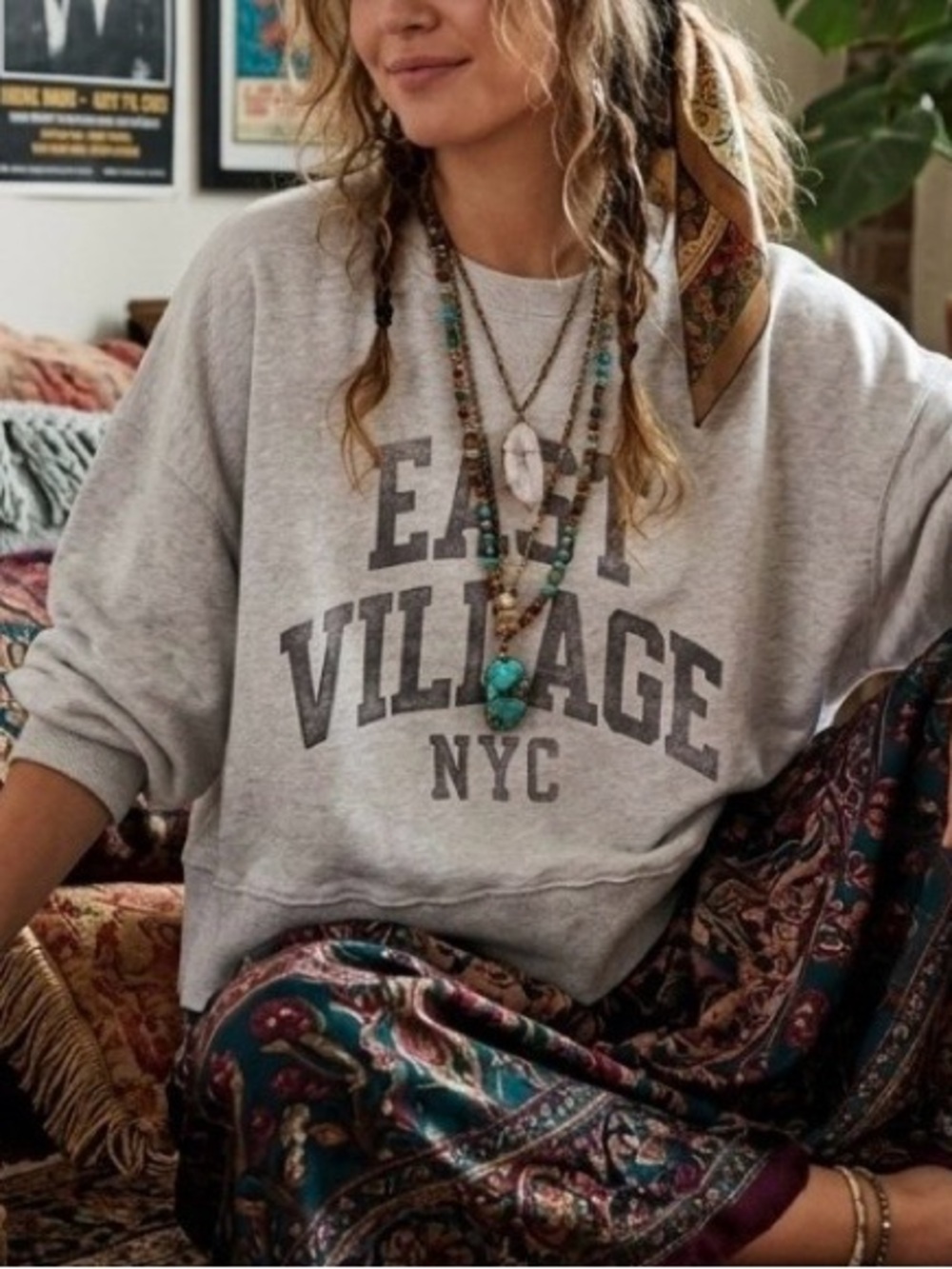 American Eagle Outfitters Light Gray 'East Village NYC' Oversized Sweatshirt
